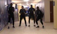 Pogba, Griezmann, Mendy et Umtiti font une danse complètement folle sur du Naza ! (Vidéo)