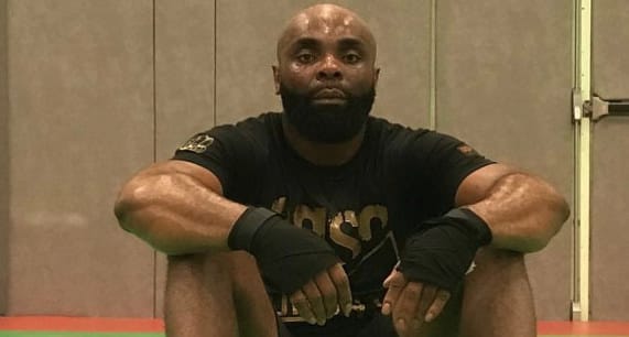 Kaaris s’entraîne dur pour le combat contre Booba ! (Vidéo)