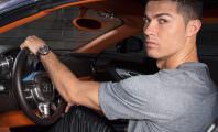 Cristiano Ronaldo présente son nouveau bolide à près d’un million d’euros ! (Vidéo)