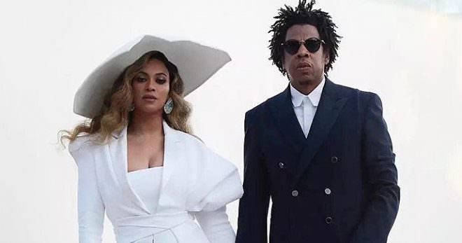 Jay-Z devient officiellement le premier rappeur milliardaire !