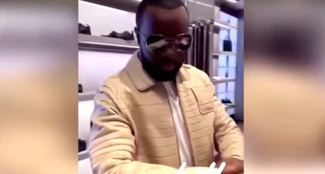 Gims s’offre une veste en peau d’alligator à plus de 100 000€ ! (Vidéo)