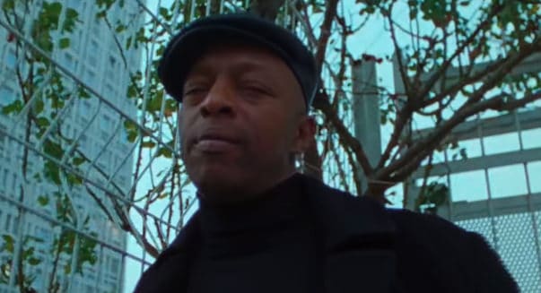 Oxmo Puccino dévoile son nouveau clip, « Je reviendrai pas »