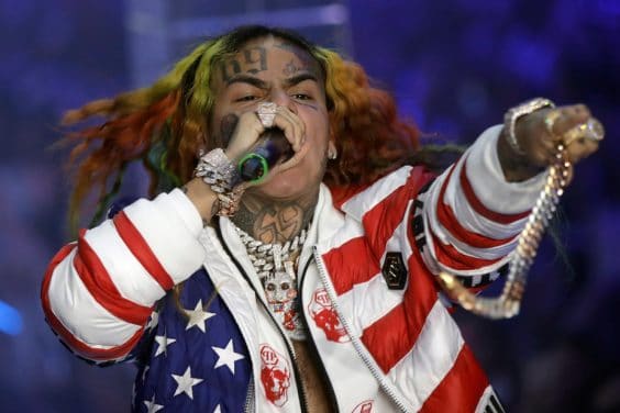 6ix9ine nous réserve un featuring avec le plus gangster du hip-hop