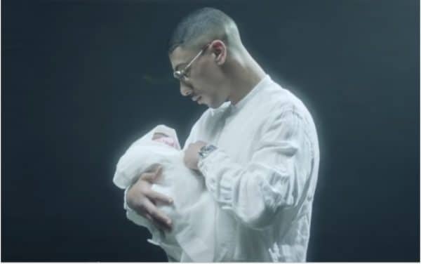 Maes lâche son nouveau clip « Prioritaire », dédié à son enfant