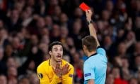 Football : les joueurs qui toussent se prendront un carton rouge