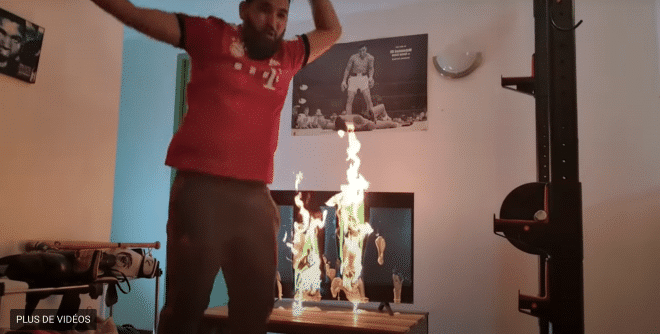 Mohamed Henni fête la défaite du PSG en brûlant sa télévision