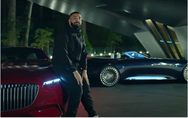 Drake conduit deux concept-cars Mercedes-Maybach à plusieurs millions de dollars