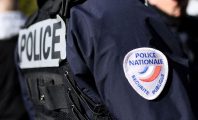 Refuser de donner son code de téléphone à un policier est désormais une infraction