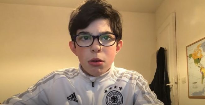 Julienbeats : Ce Youtubeur de 12 ans fait des reviews rap comme personne