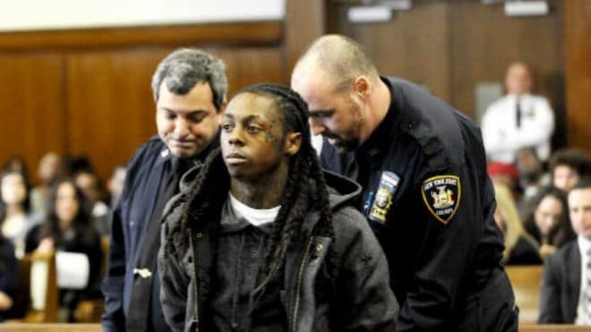 Lil Wayne inculpé pour possession d’armes en Floride