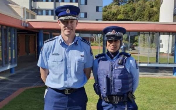 La police néo-zélandaise va intégrer un hijab dans son uniforme