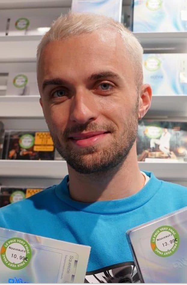 squeezie millionaire