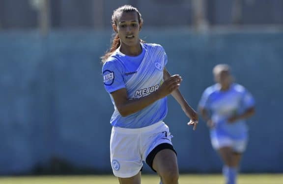 Mara Gomez devient la première footballeuse transgenre professionnelle