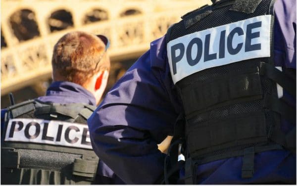 Près d’un jeune sur deux estime que la police française est raciste