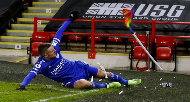 Jamie Vardy shoote dans un drapeau LGBT: voici la vraie explication