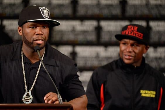 50 Cent termine son ex BFF Floyd Mayweather à cause de ses implants