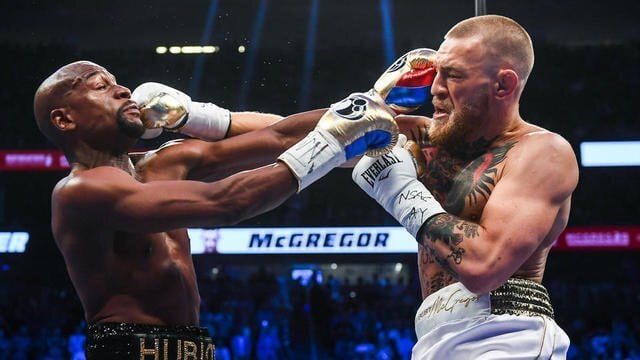 Conor McGregor plus fort que Floyd Mayweather ? Son manager en est sûr