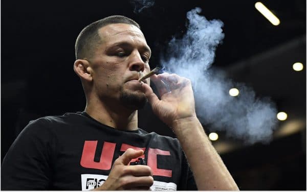 UFC : les combattants peuvent maintenant fumer de la weed sans problème