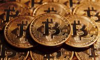 Il se fait saisir 60 millions en Bitcoin et refuse de donner ses codes à la Police