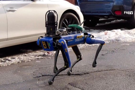 New-York : la Police utilise un chien robot pour intervenir dans le Bronx