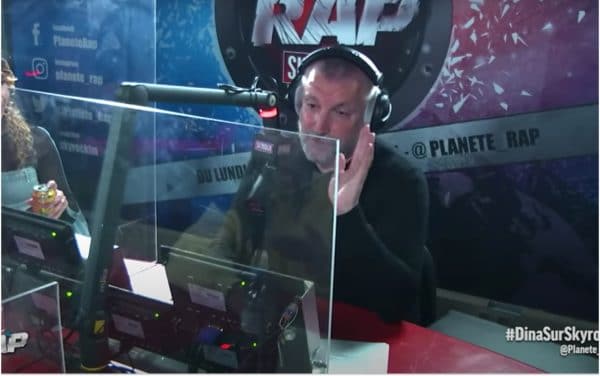 Un rappeur se fait interpeller par la police alors qu’il était en direct sur Skyrock