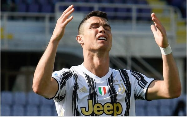 Cristiano Ronaldo accusé d’agressions, la femme lui réclame 64 millions d’euros