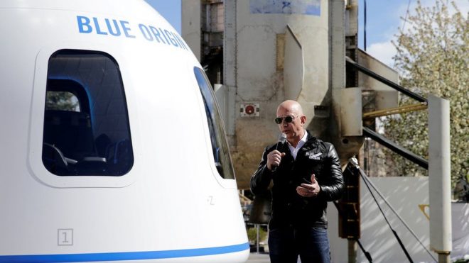 Jeff Bezos fera partie du premier voyage touristique dans l’espace