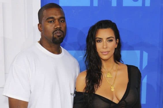 Kim Kardashian clame ses sentiments à Kanye West malgré leur divorce