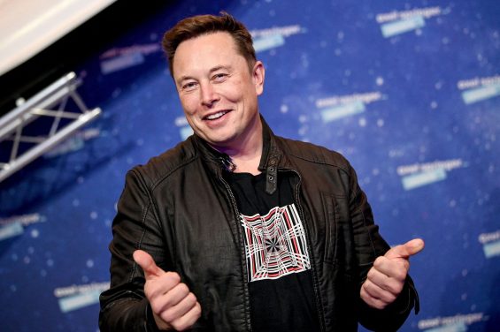 Elon Musk milliardaire, il préfère la simplicité en s'installant dans un mobil-home