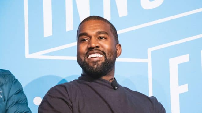 Kanye West donne 15 000 dollars à une strip teaseuse pour se confier