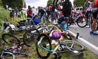 Tour de France : la spectatrice responsable de la chute placée en garde à vue