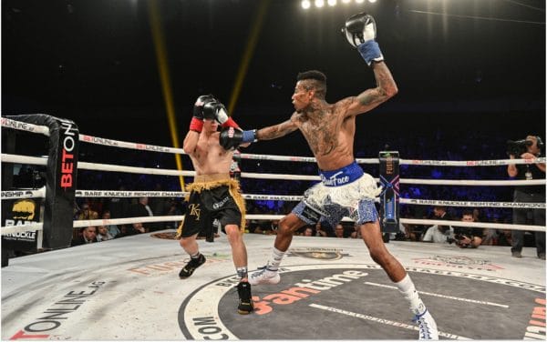 Blueface gagne son combat de boxe contre Kane Trujillo et se bat contre un fan