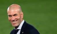 Incendies en Algérie : Zinédine Zidane fait un don de deux millions