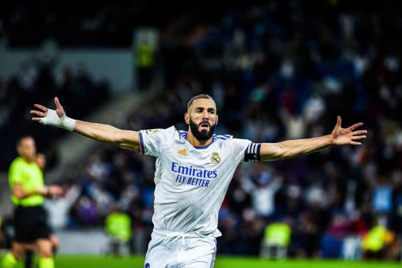 Karim Benzema s’inscrit dans la légende avec ce nouveau record