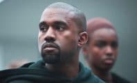 Kanye West encore pris en flag' en train de porter du Nike