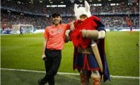 Après une nouvelle défaite, les supporters de Caen reprennent un titre d'Orelsan