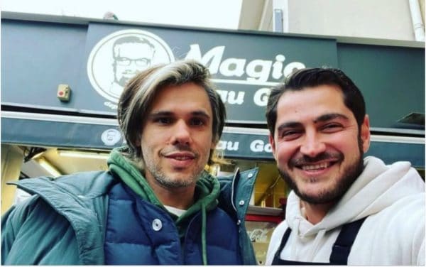 Orelsan rend culte le kebab de sa ville grâce à une punchline dans son album