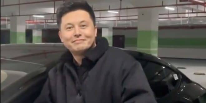 Elon Musk : un sosie asiatique fait le buzz sur la toile