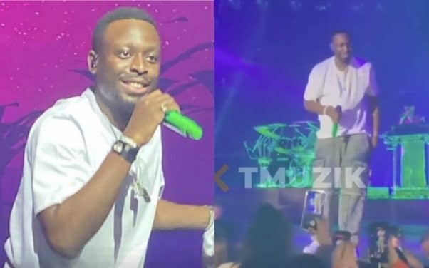 Dadju déconcerté en recevant des strings de fans sur scène