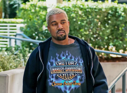 Kanye West annonce de faire payer l’écoute de son album « Donda 2 »