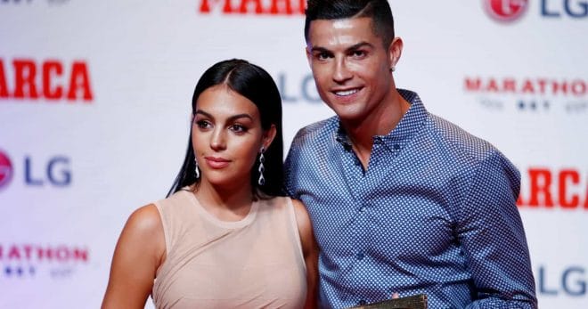 Cristiano Ronaldo reçoit un cadeau de 177 000 euros par sa chérie Georgina pour ses 37 ans