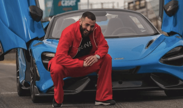 Karim Benzema pose à côté d’un magnifique bolide à 400 000€