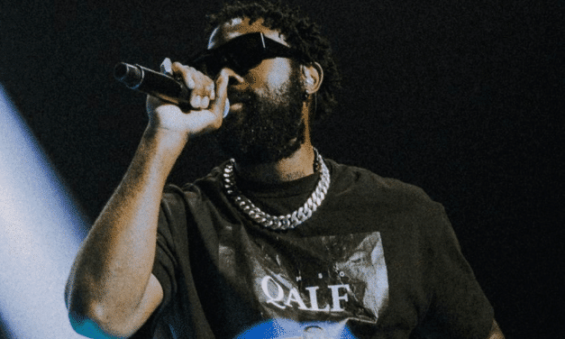 Damso remercie ses fans et annonce : « Une grosse année avant le départ »