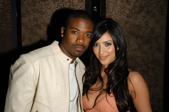 Kim Kardashian et Ray J auraient gagné 50 millions de dollars grâce à leur vidéo intime