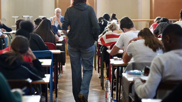 Bac 2022 : Un professeur se trompe de programme, des lycéens dans la tourmente