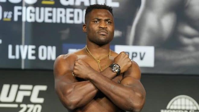 Francis Ngannou remonté : il pousse un coup de gueule contre le traitement réservé aux migrants