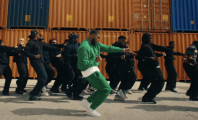 Numéro 1 depuis sa sortie, Fresh Lapeufra dévoile enfin le clip de son morceau « CHOP »