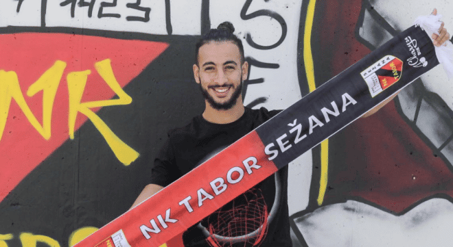 L’influenceur Boucif réalise son rêve et signe son premier contrat de footballeur pro