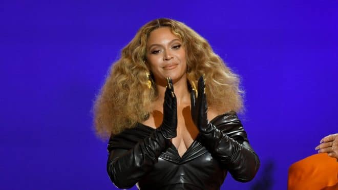Beyoncé aurait-elle annoncé la fin du monde avec son album Renaissance ?
