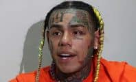 6ix9ine ruiné : le rappeur s'enfuit pour ne pas avoir à payer son avocat